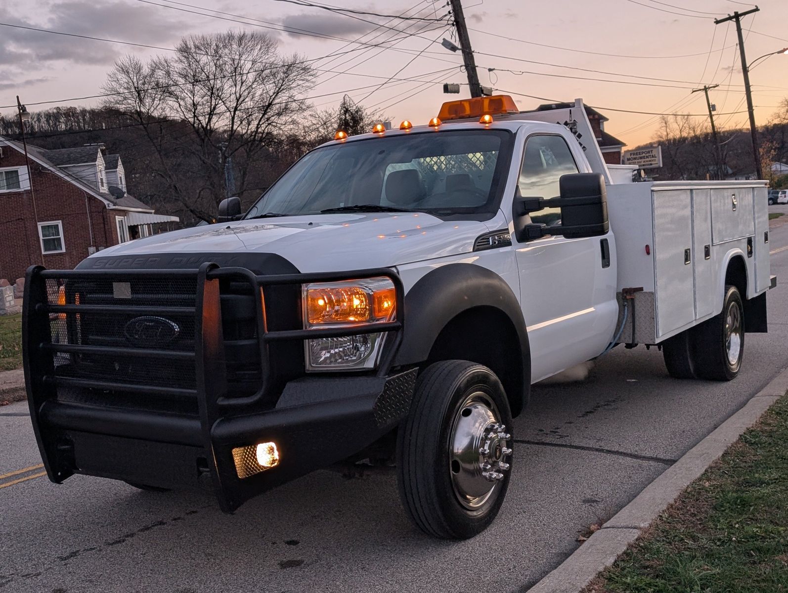 2012 Ford F-550 Super Duty 13