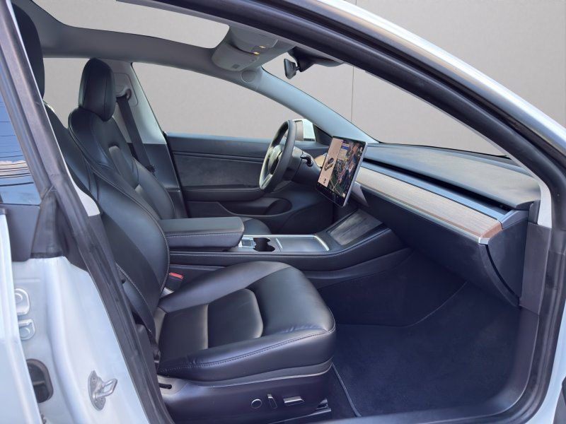 2021 Tesla Model 3 Long Range photo 12