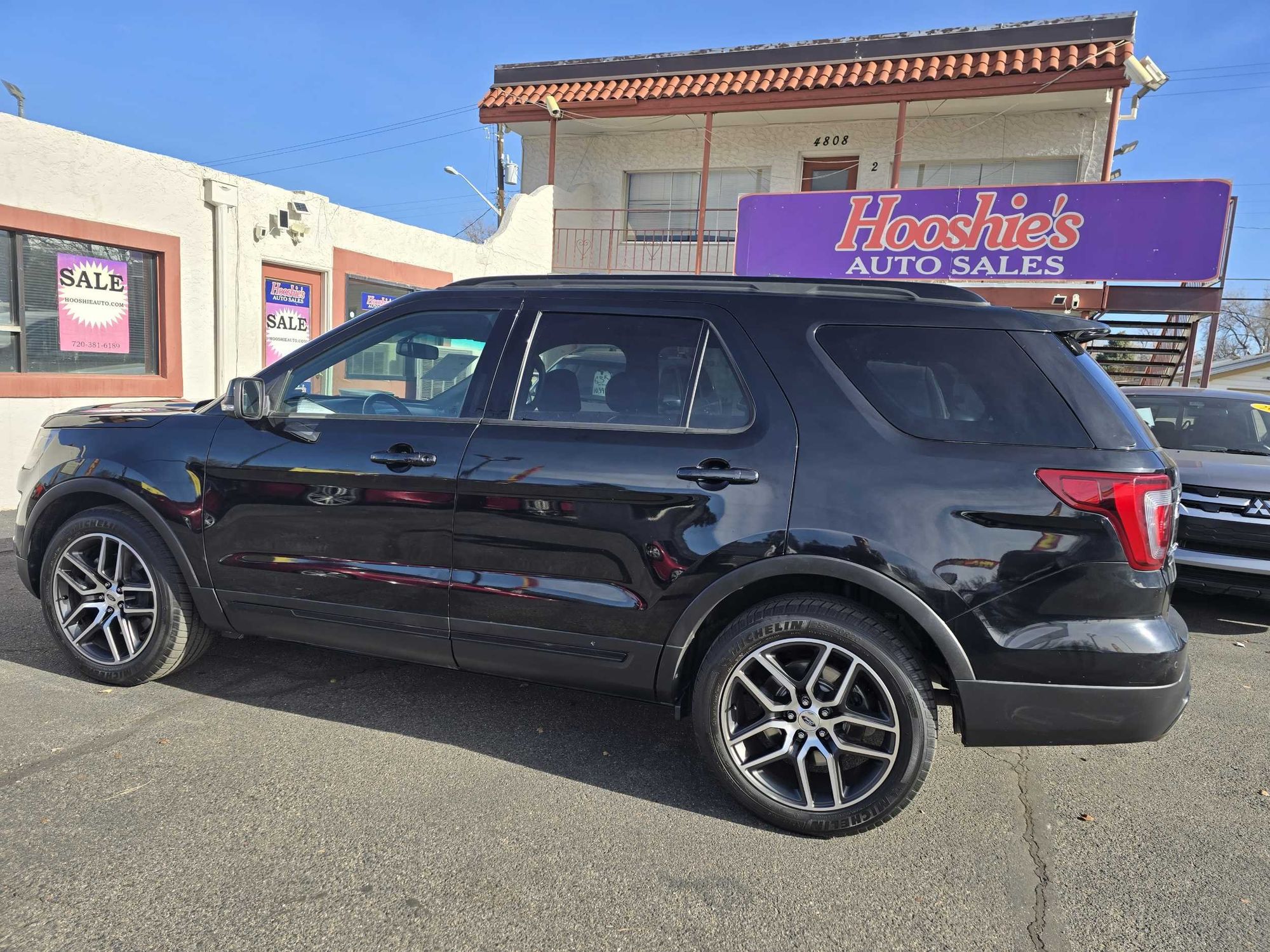 2016 Ford Explorer Sport photo 8