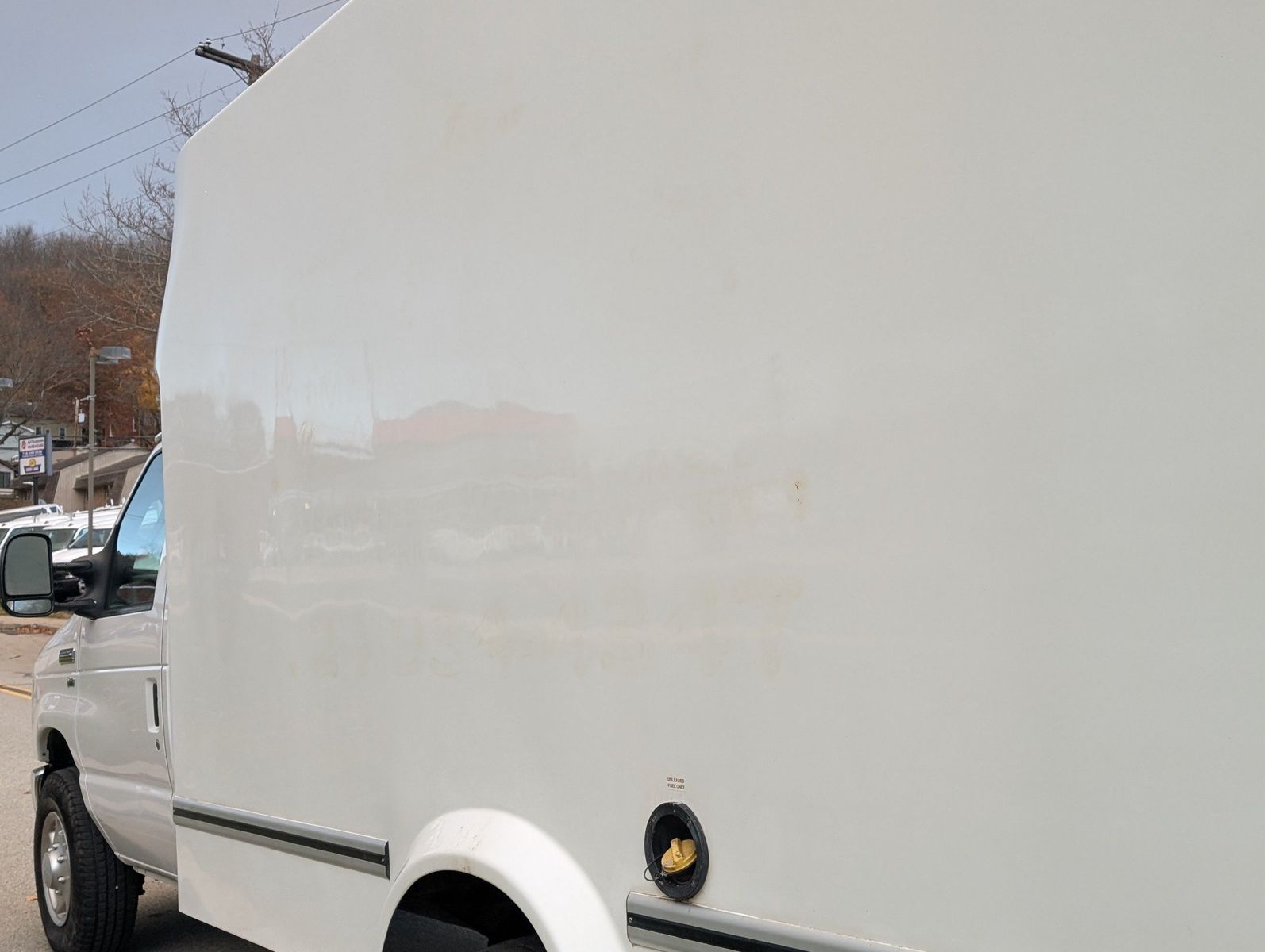 2015 Ford E-Series 38