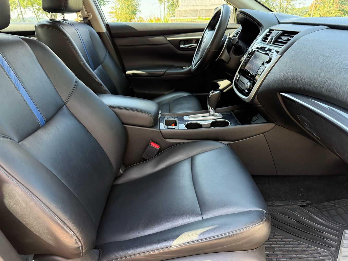 2018 Nissan Altima 2.5 SR photo 34