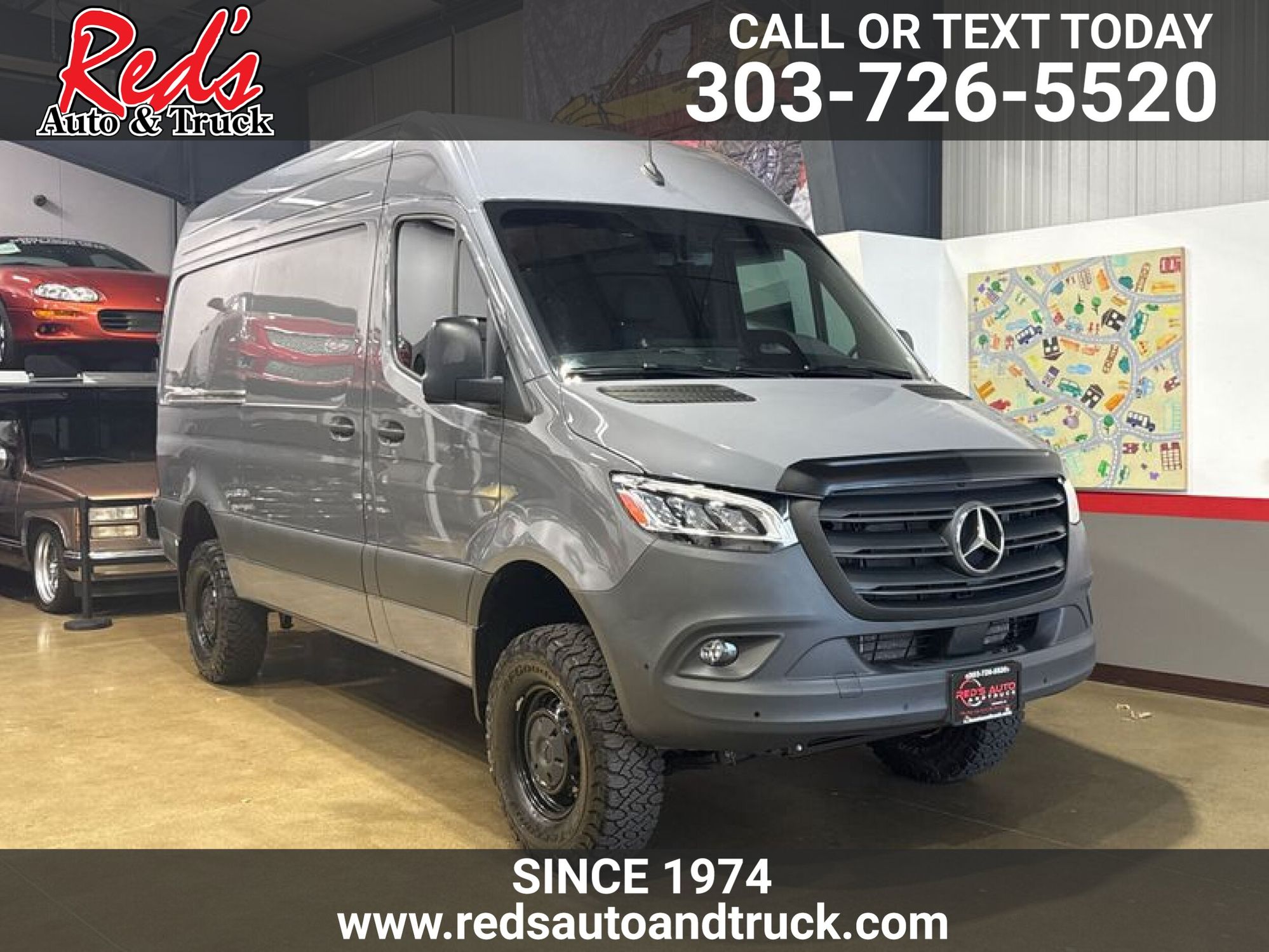 2025 Mercedes-Benz Sprinter 2500 144 WB HO Standard Roof 4x4's photo