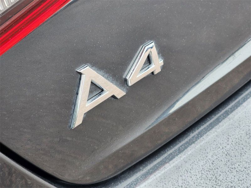 2017 Audi A4 2.0T Quattro Premium Plus photo 16