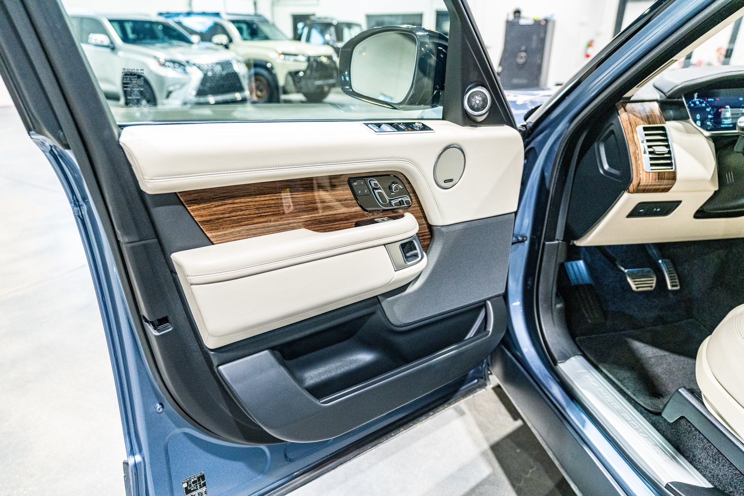 2022 Land Rover Range Rover P525 Westminster, photo 21