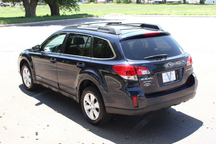 2012 Subaru Outback 2.5i Premium Victory Motors of Colorado