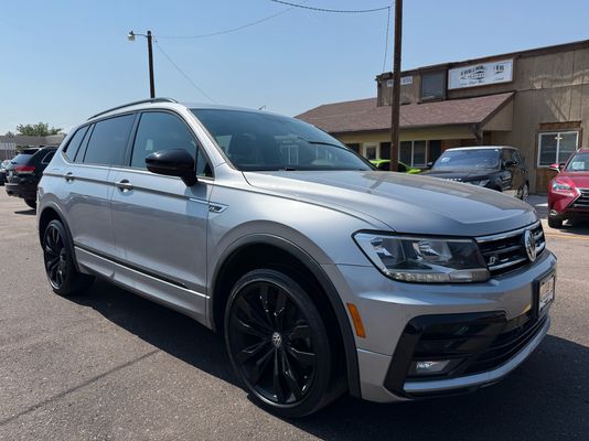 2020 Volkswagen Tiguan SE R-LINE BLACK