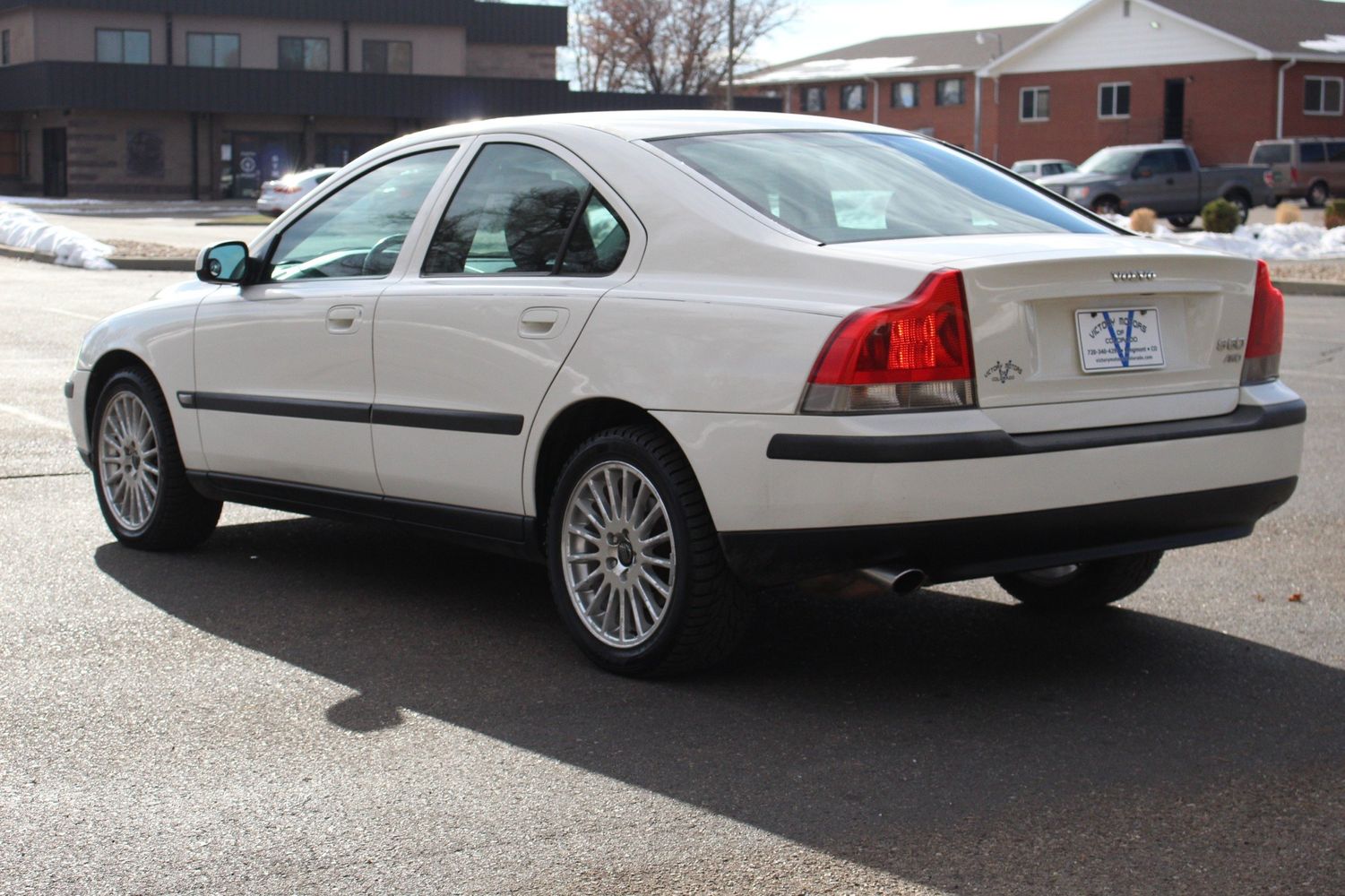 2002 Volvo S60 2.4T | Victory Motors of Colorado