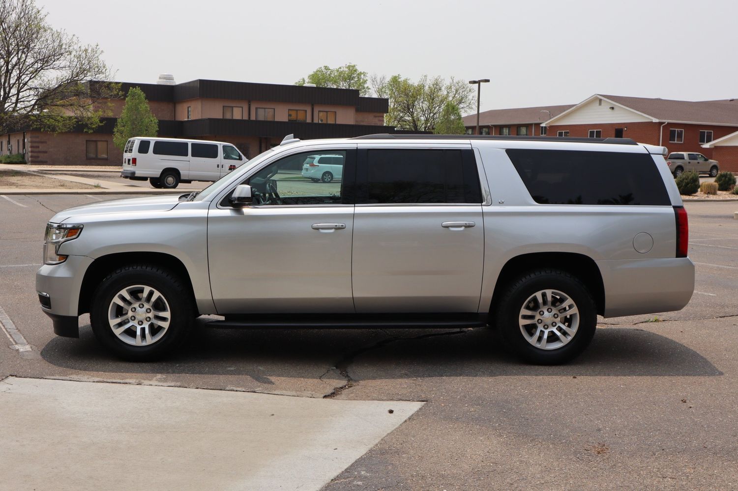 2018 Chevrolet Suburban LT 1500 | Victory Motors of Colorado