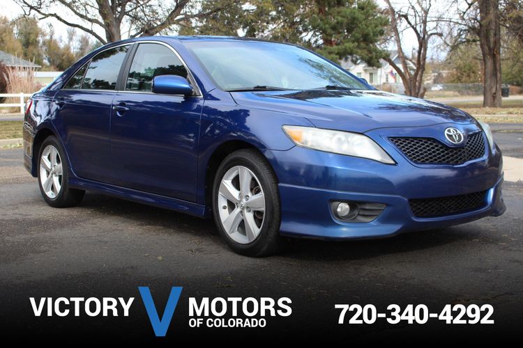 2011 Toyota Camry SE V6 | Victory Motors of Colorado