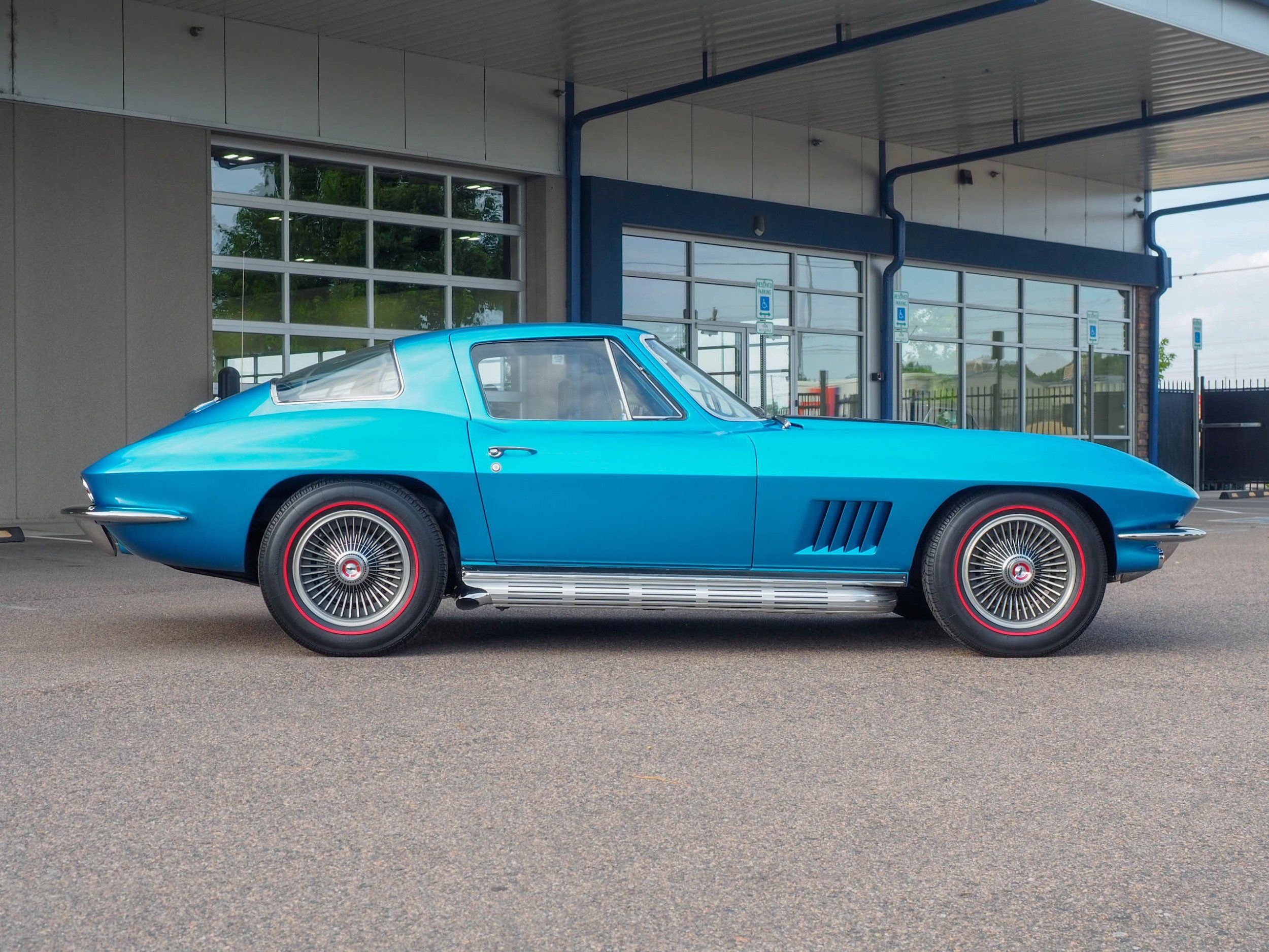 1967 Chevrolet Corvette Blue 
