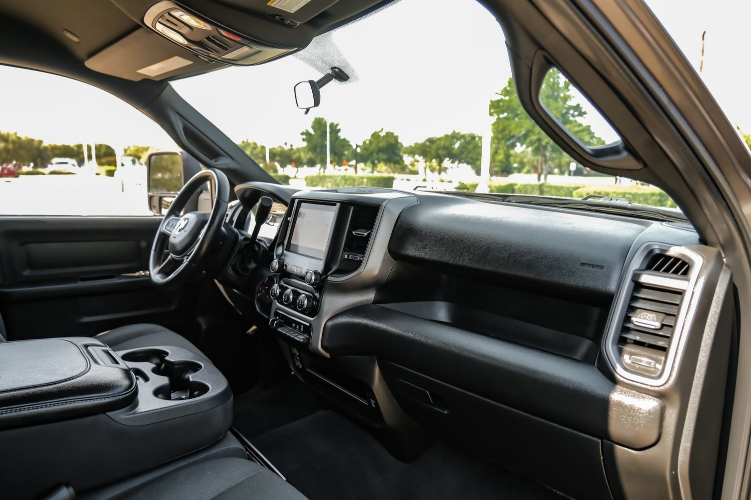 2024 Ram 2500 Tradesman photo 17