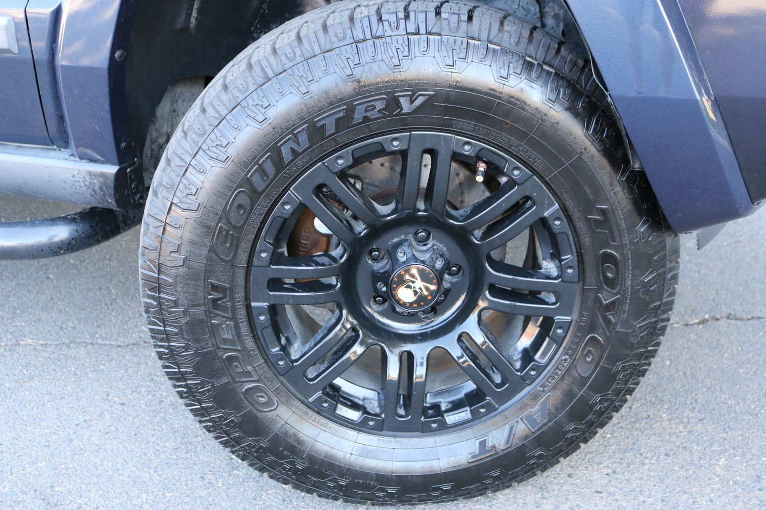 2008 Jeep Commander Sport | Victory Motors of Colorado