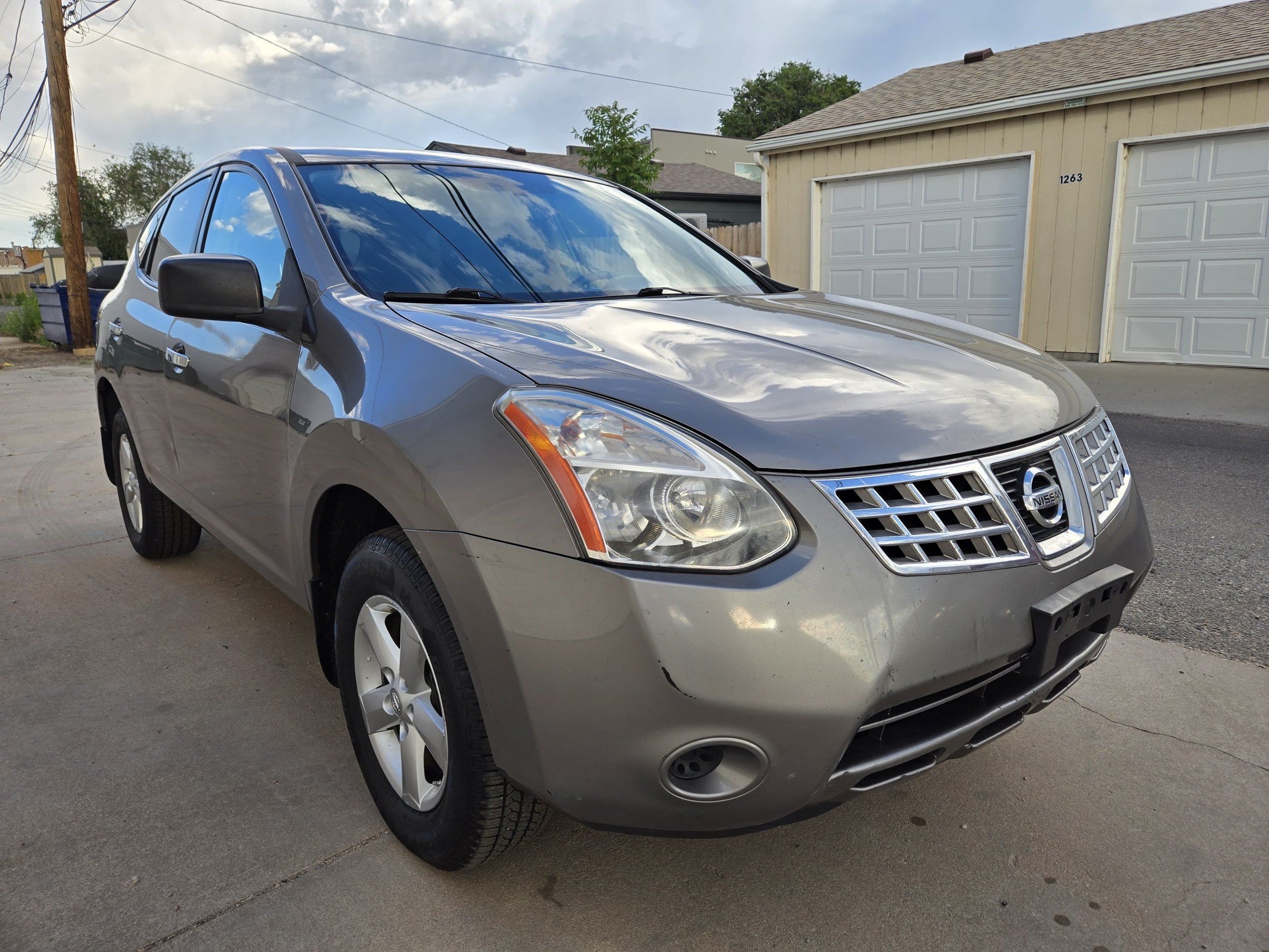 2010 Nissan Rogue S FWD's photo