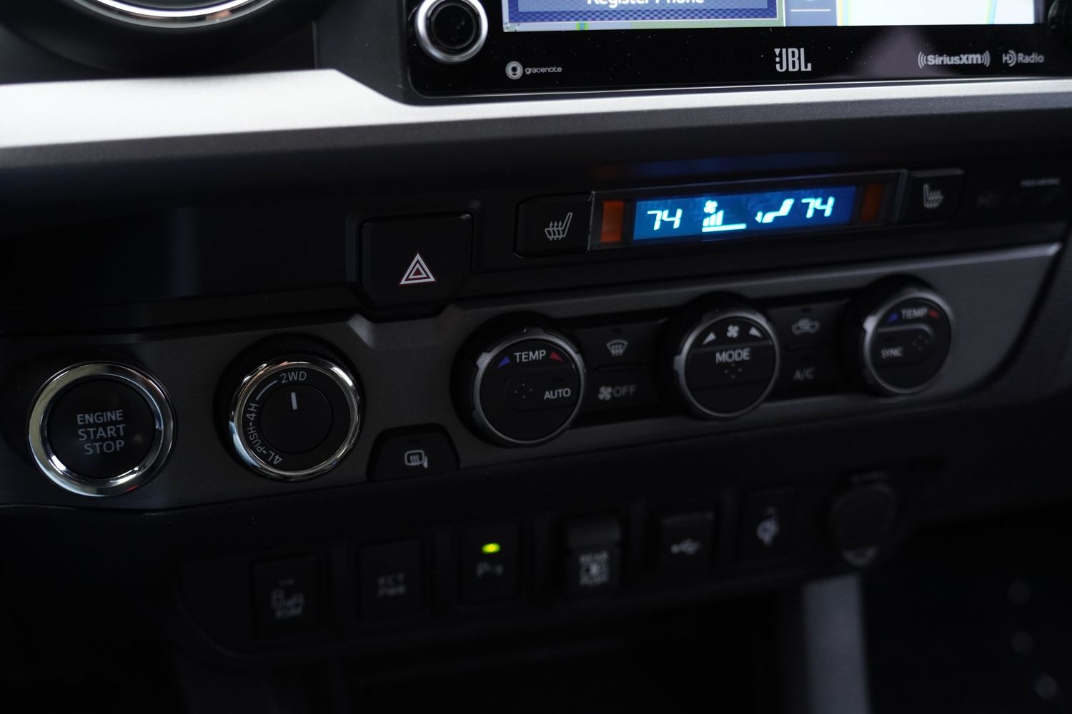 2023 Toyota Tacoma TRD Off-Road photo 21
