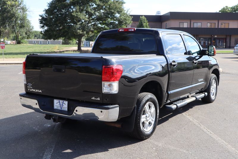 2011 Toyota Tundra Photos