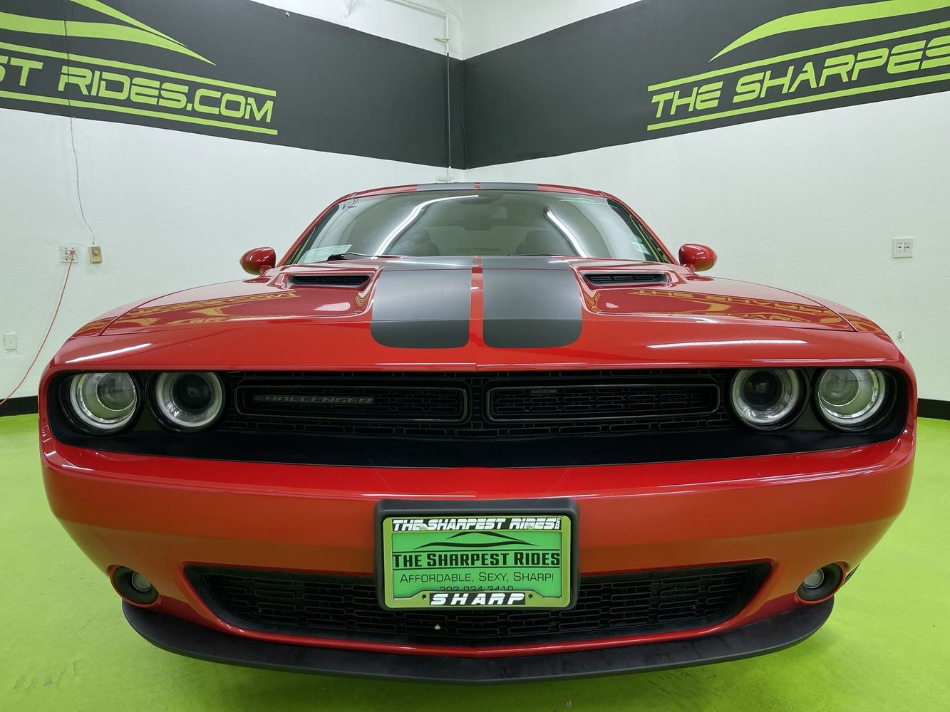 2018 Dodge Challenger SXT Plus photo 3