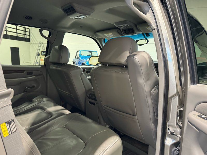 2002 Cadillac Escalade Base, photo 18