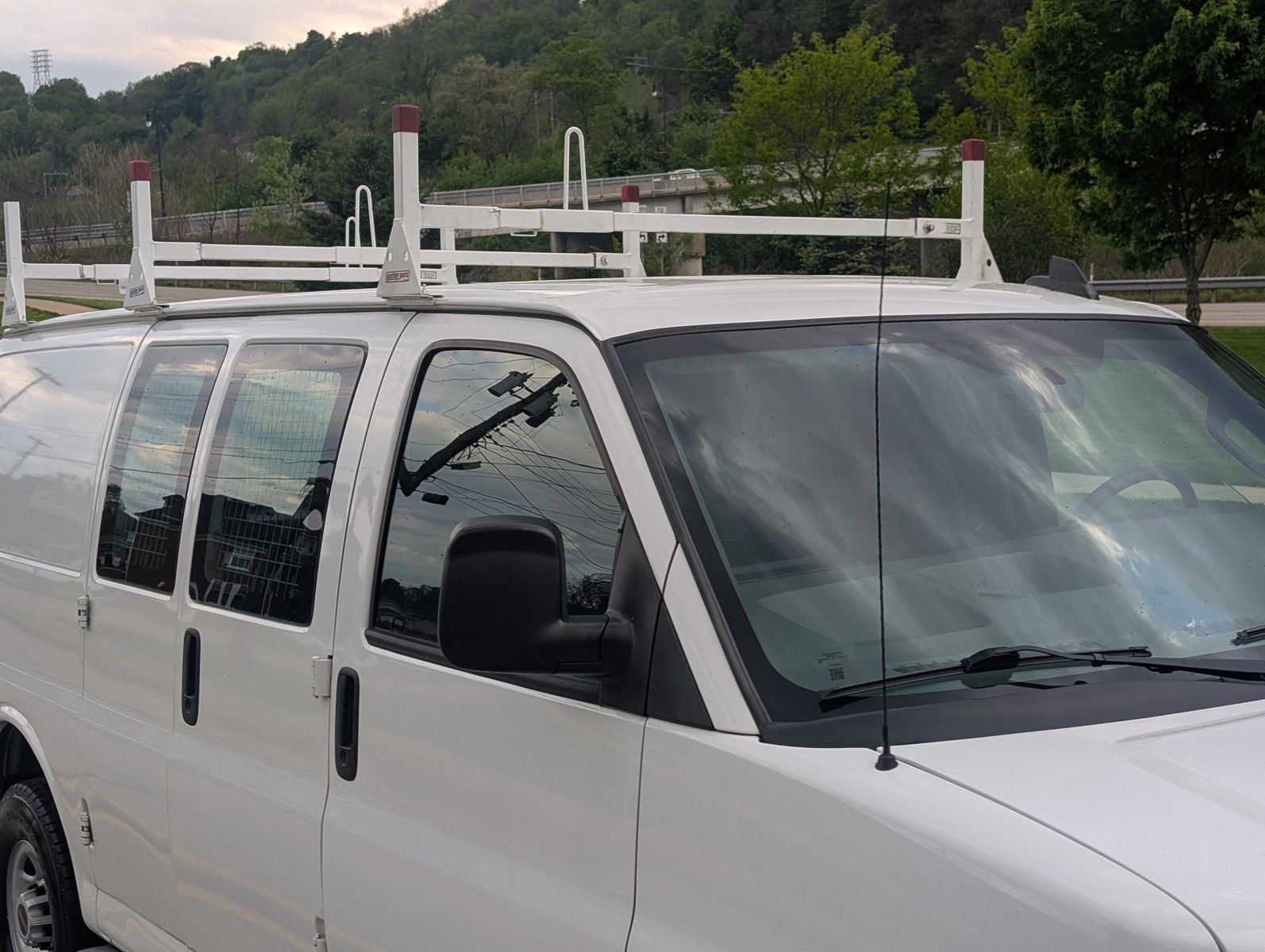 2020 GMC Savana Cargo 13