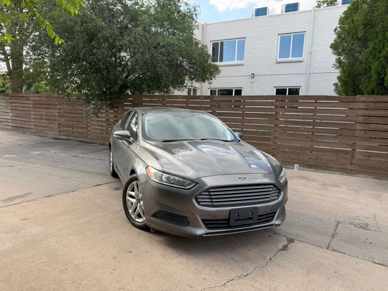 Gray 2014 Ford Fusion Sedan Front-Wheel Drive 6-Speed Automatic