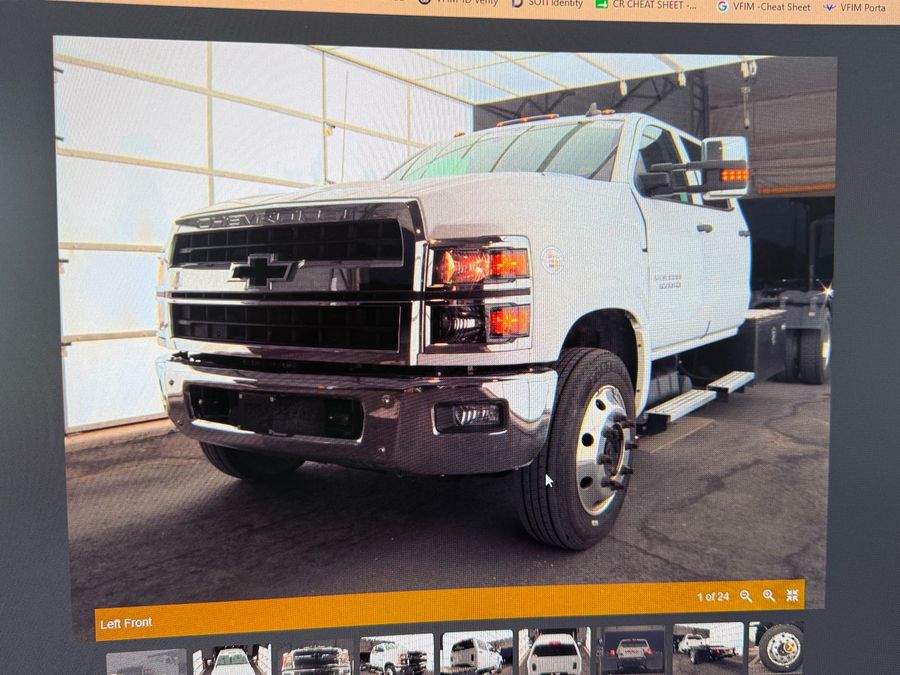 2022 Chevrolet Silverado 6500HD 1WT