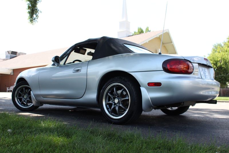 1999 Mazda MX-5 Miata | Victory Motors of Colorado