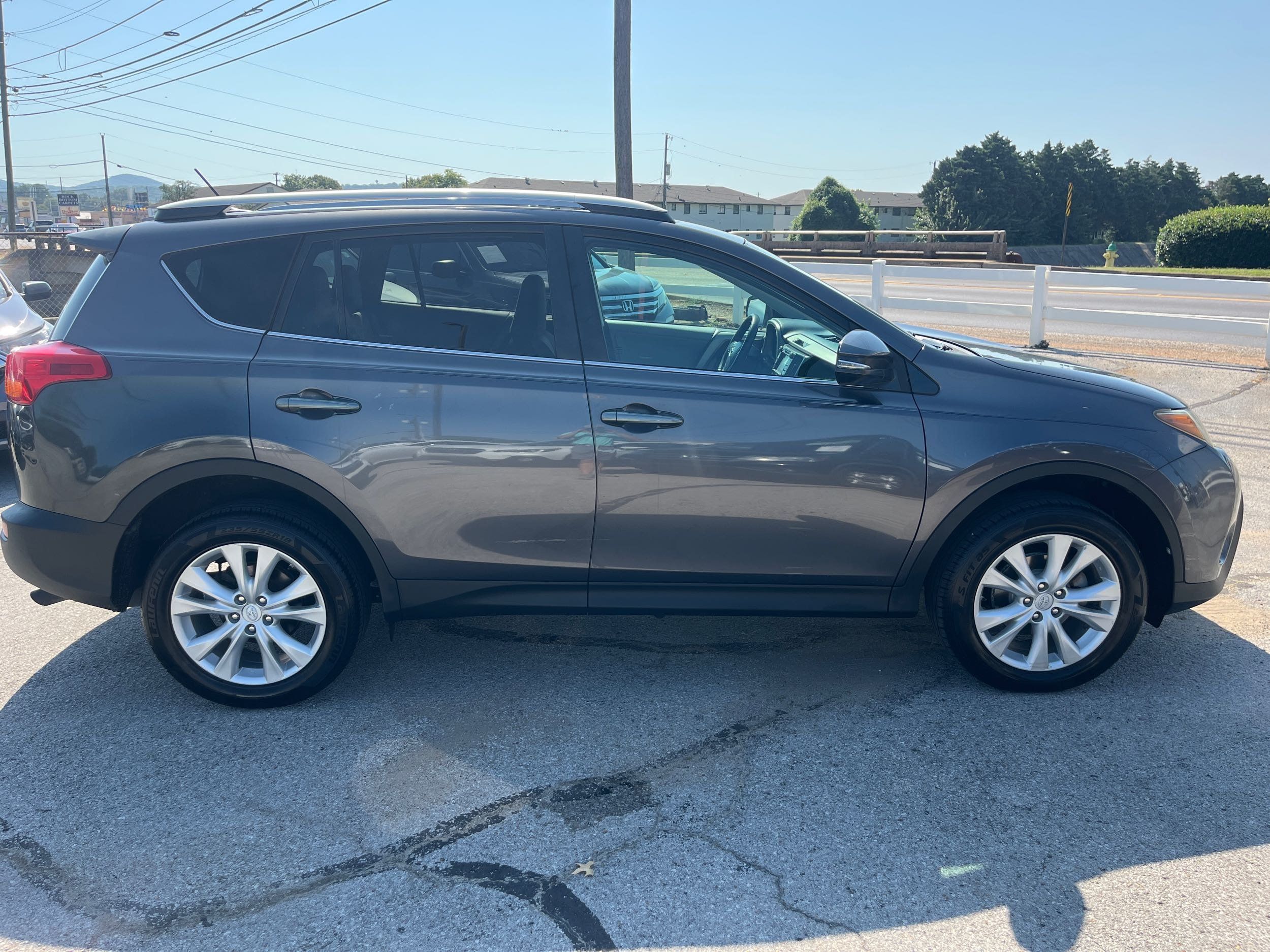 2013 Toyota RAV4 Limited - Photo 6