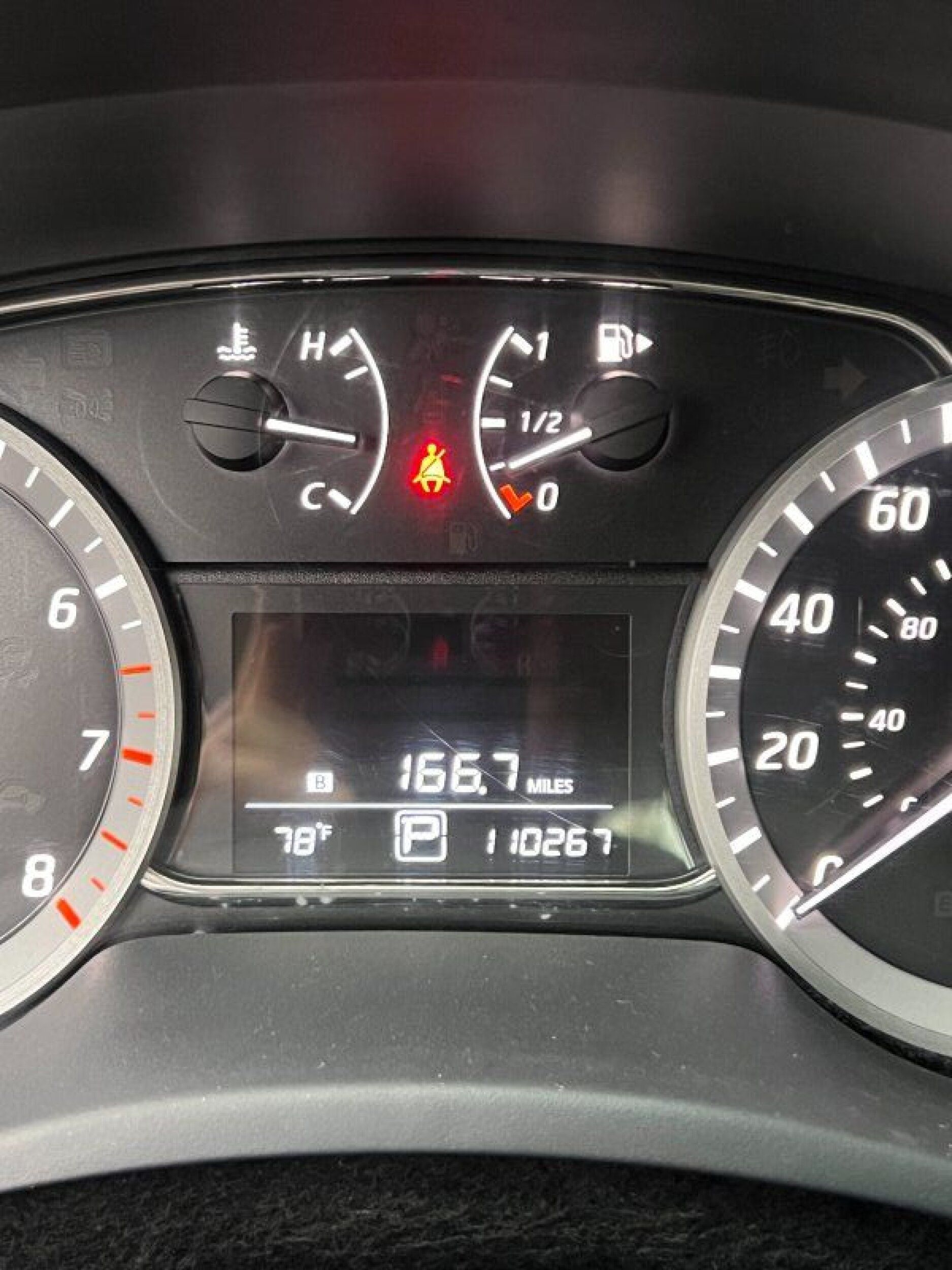 2013 Nissan Sentra SR - Photo 9