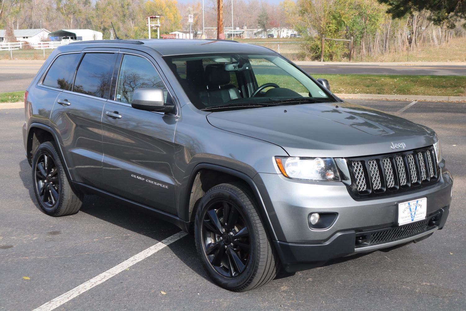 2012 Jeep Grand Cherokee Altitude | Victory Motors of Colorado