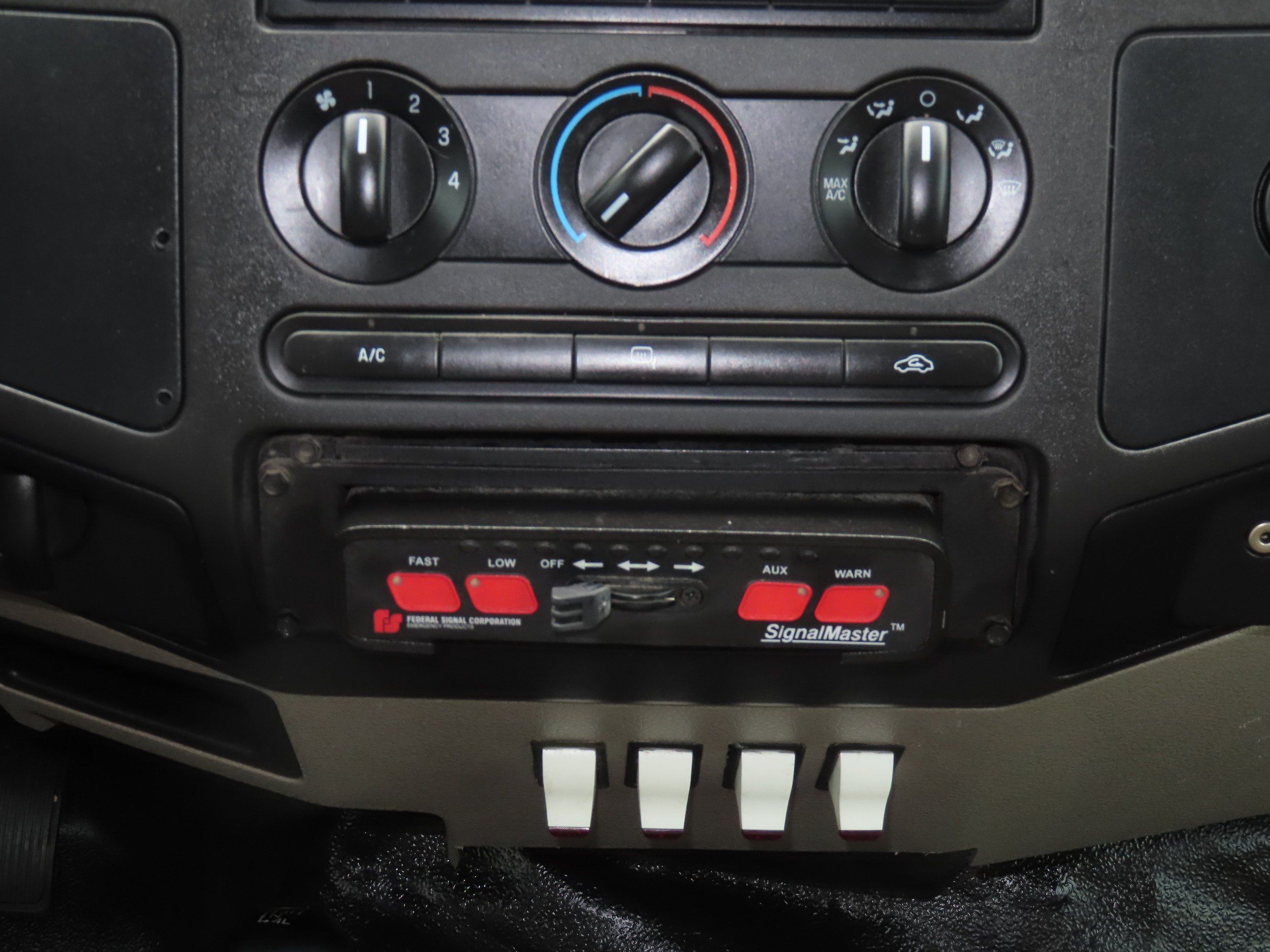2009 Ford F-350 Super Duty XL - Photo 21