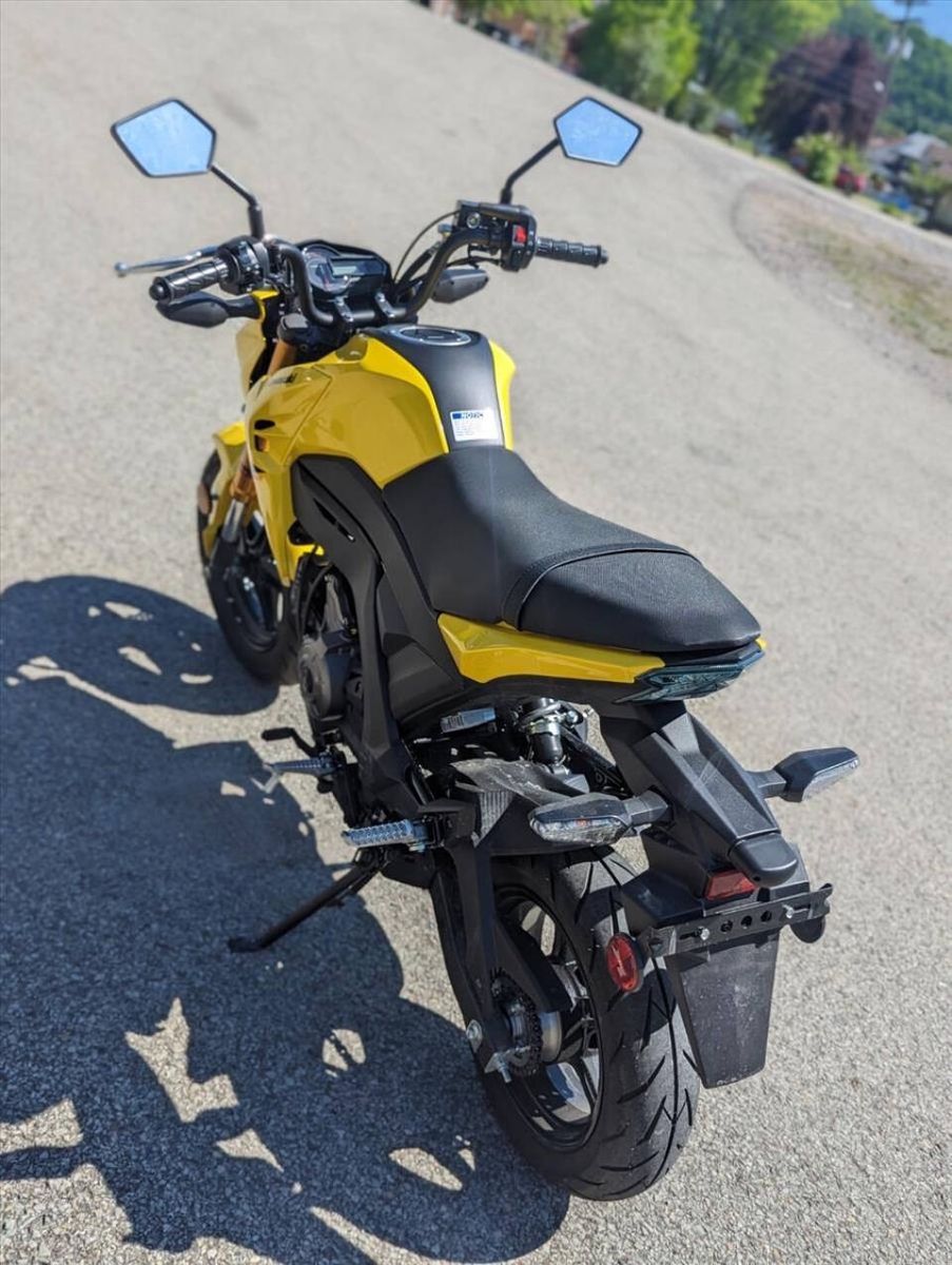 2022 Kawasaki Z125 PRO 6
