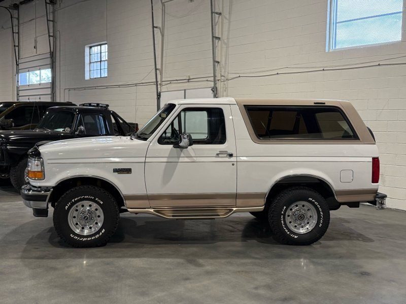 1996 Ford Bronco Eddie Bauer, photo 2