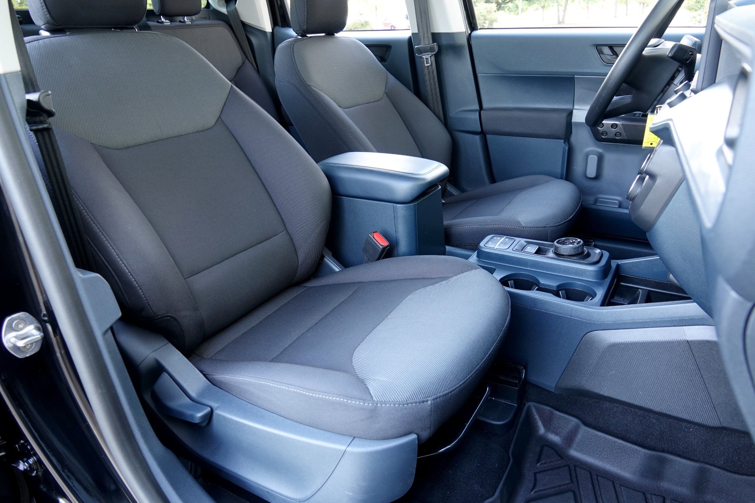 2022 Ford Maverick XL photo 4