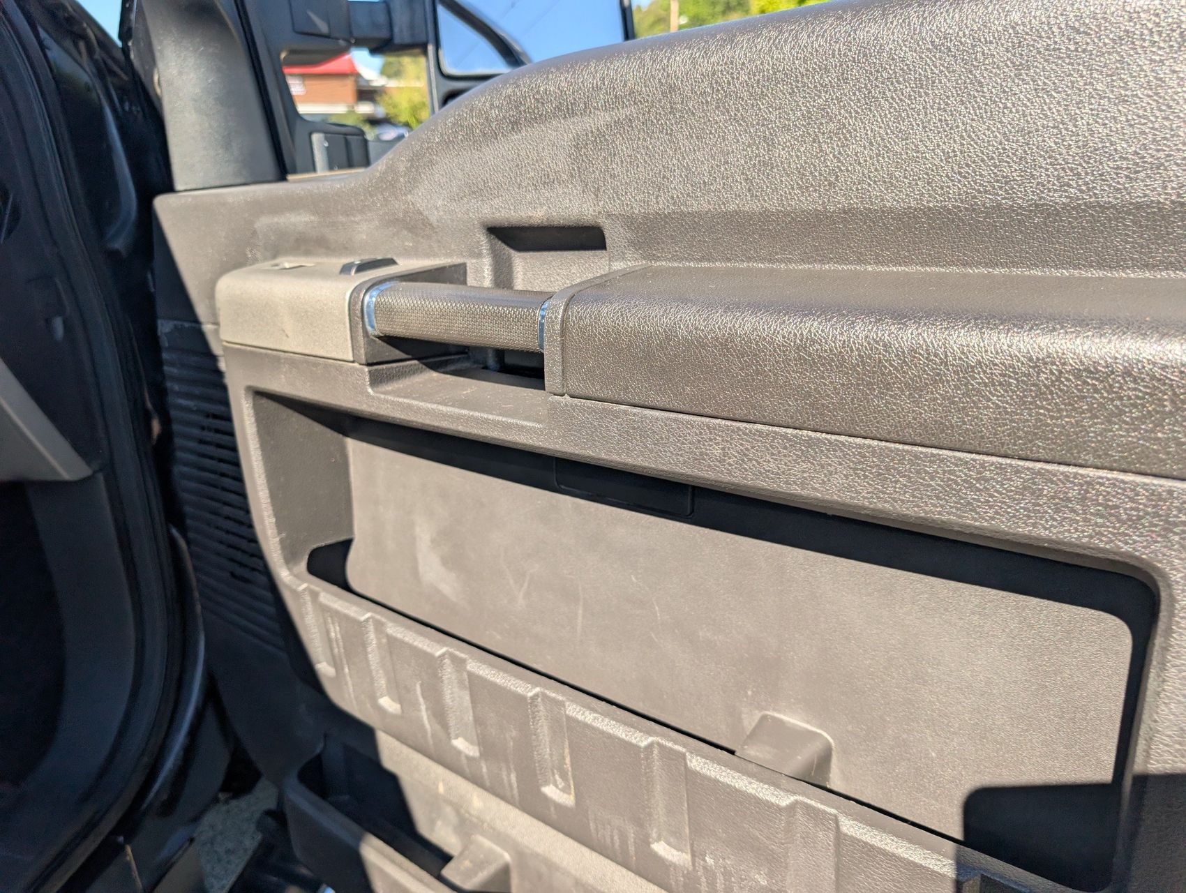 2015 Ford F-350 97