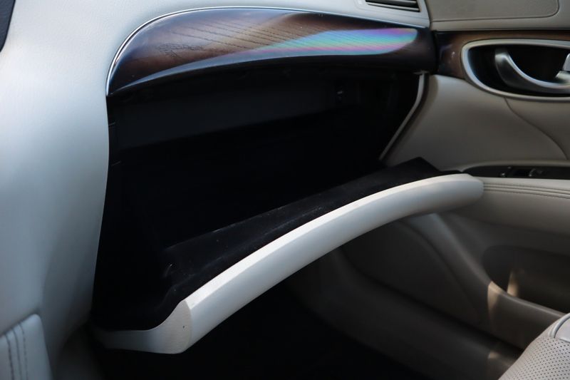 infiniti m35 screen shade infiniti m35 screen shade