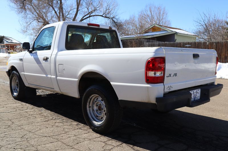 2000 Mazda B-Series Pickup Photos