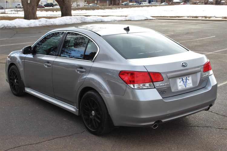 Subaru legacy 2011