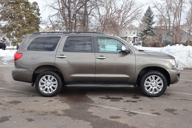 2008 Toyota Sequoia Photos