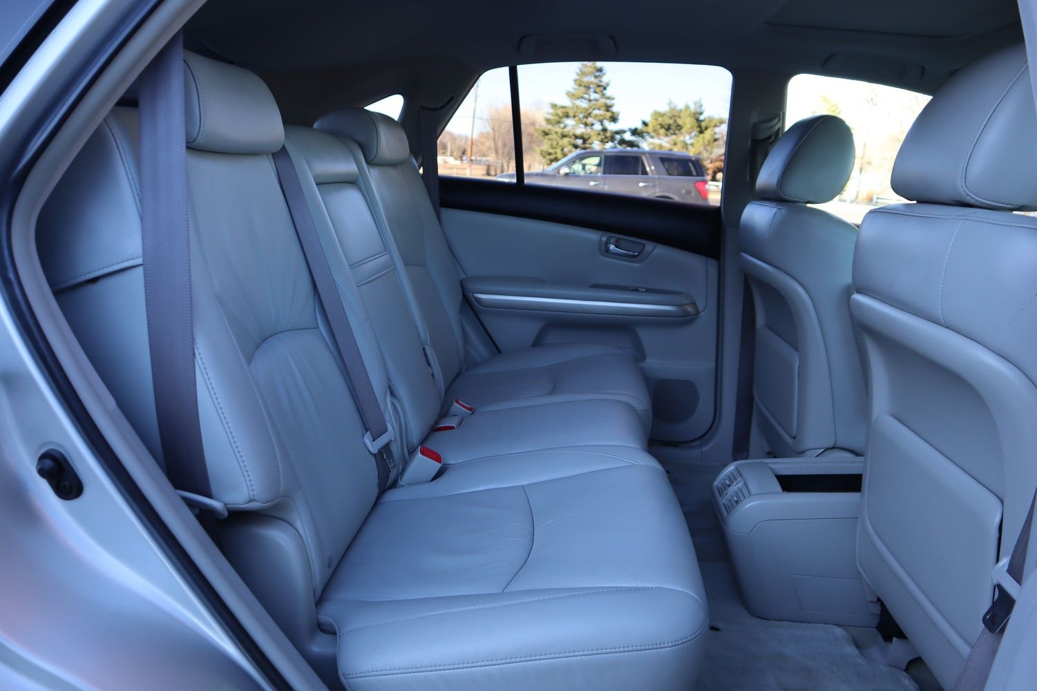 2006 Lexus RX 400h Base | Victory Motors of Colorado