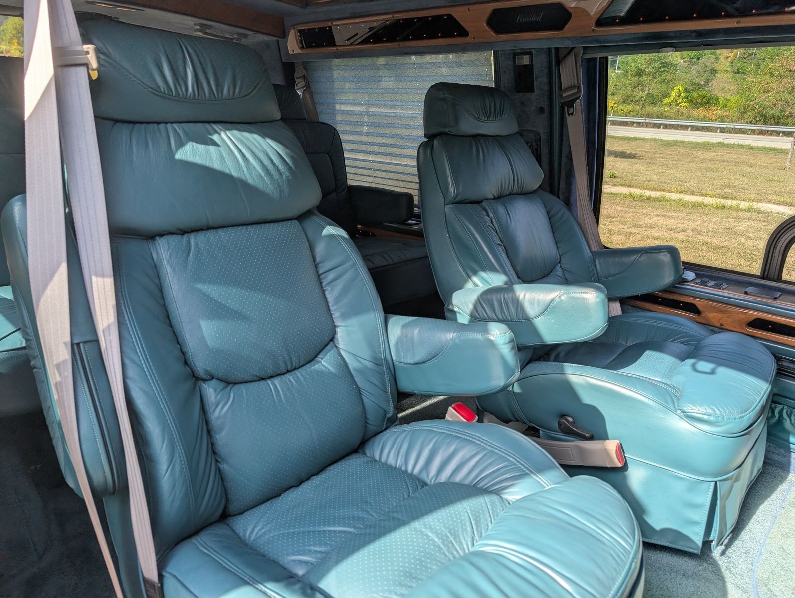 1997 Chevrolet Express G1500 137