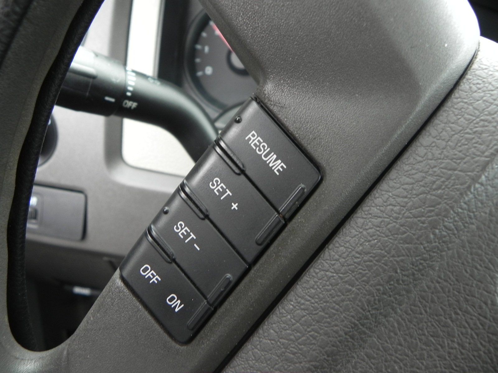 2010 Ford F-150 XL photo 14