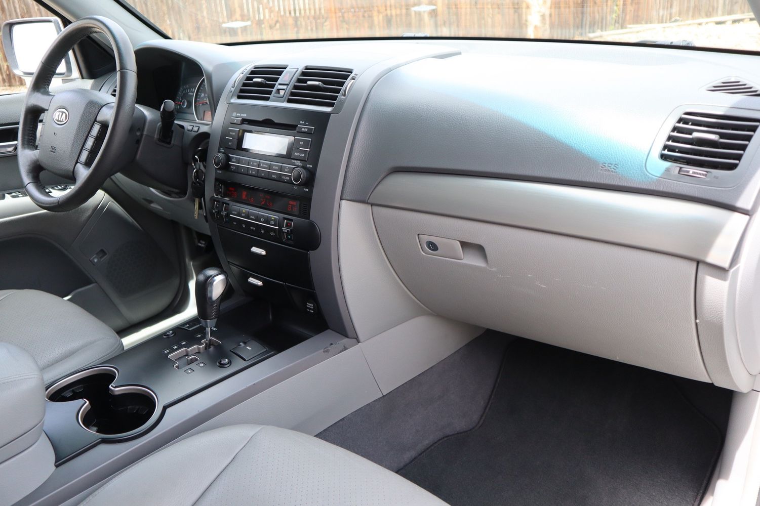 2009 Kia Borrego LX Victory Motors of Colorado