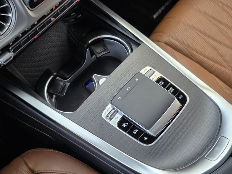 2025 Mercedes-Benz G 580e | C R U