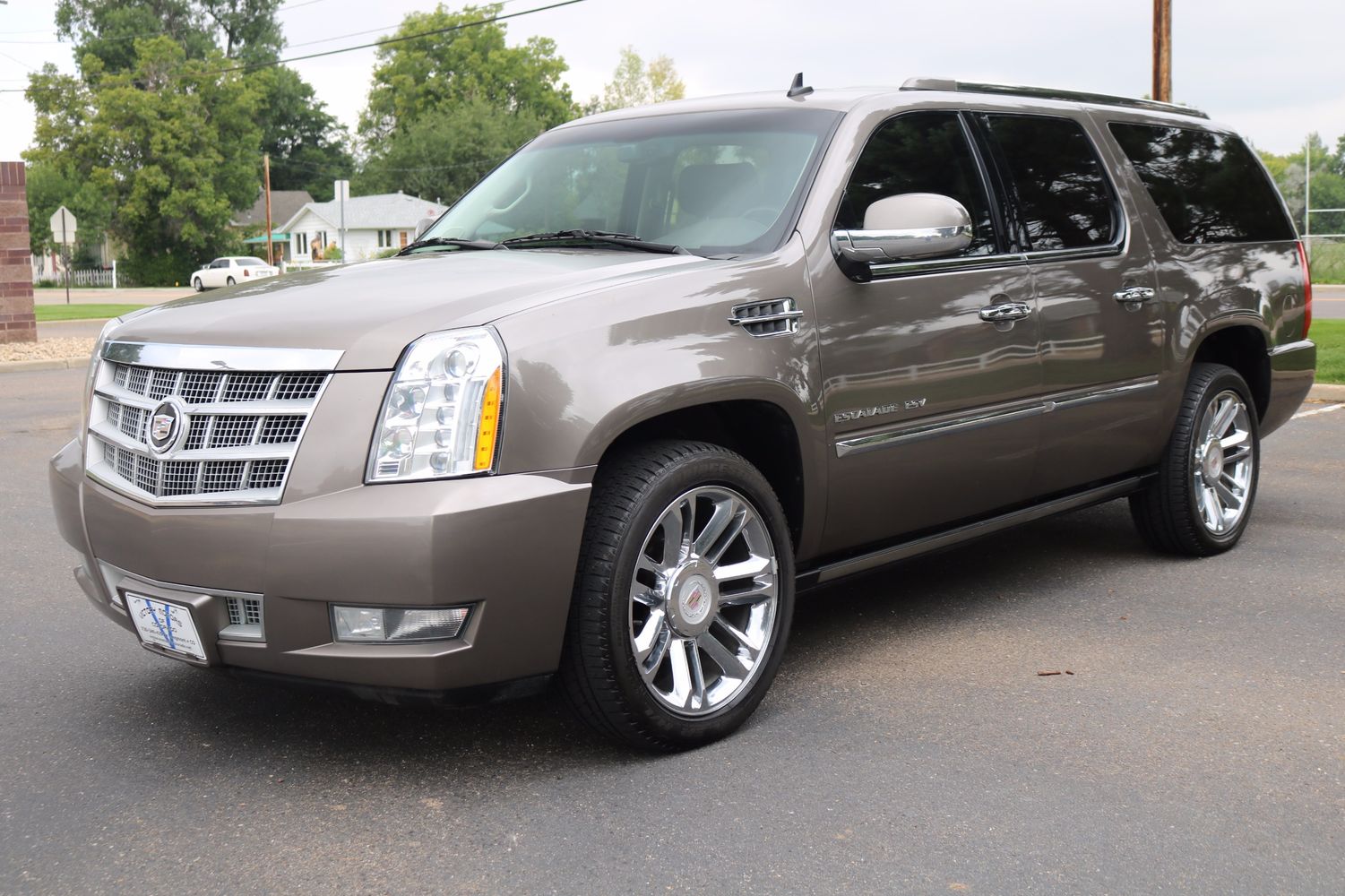 2012 Cadillac Escalade ESV Platinum Edition | Victory Motors of Colorado