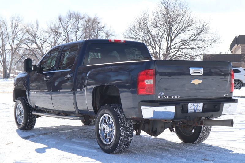 2008 Chevrolet Silverado 2500HD Photos