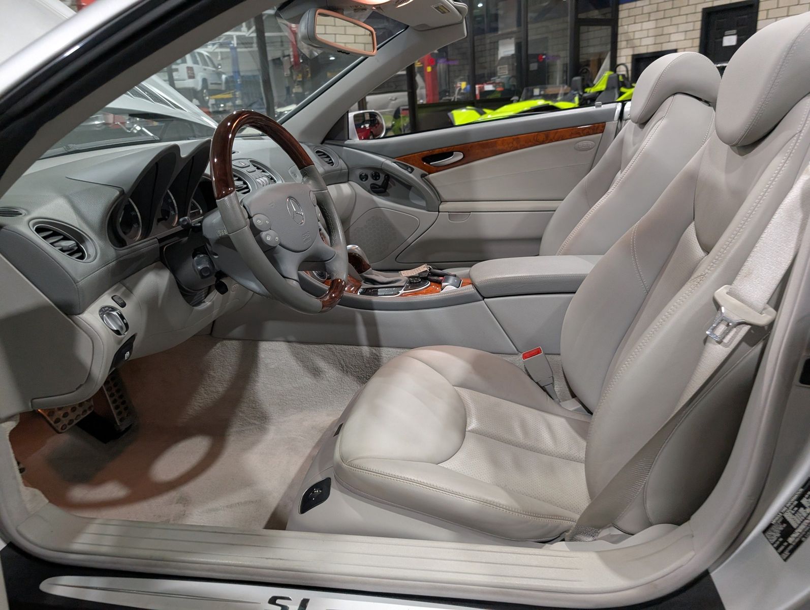2004 Mercedes-Benz SL 500 90
