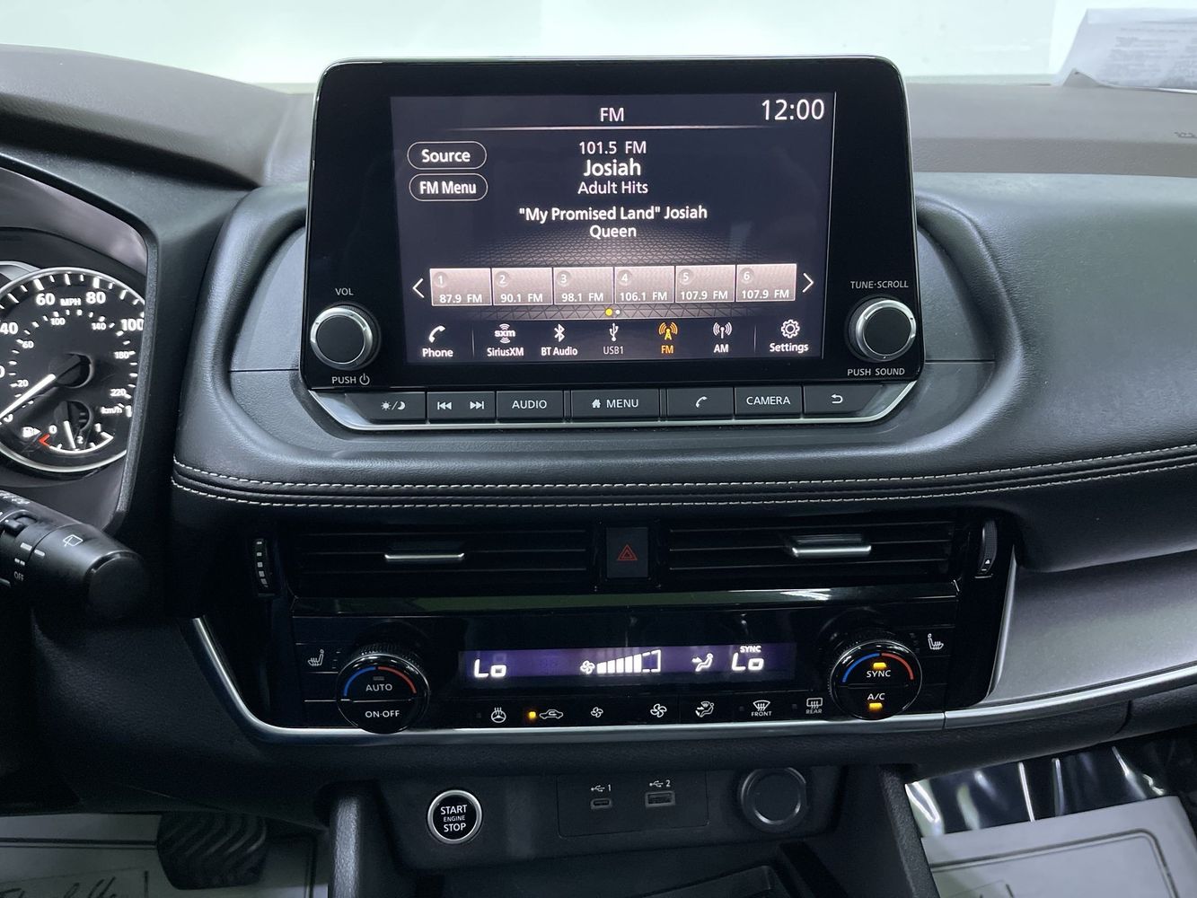 2021 Nissan Rogue SV photo 19