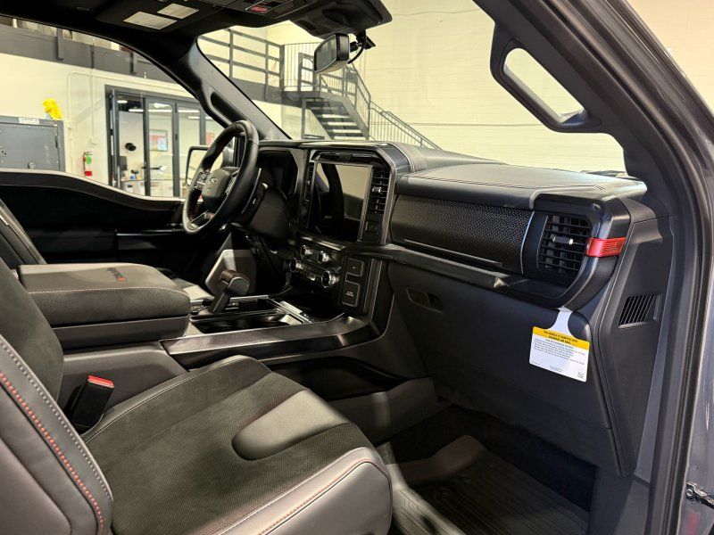 2025 Ford F-150 Raptor R, photo 21