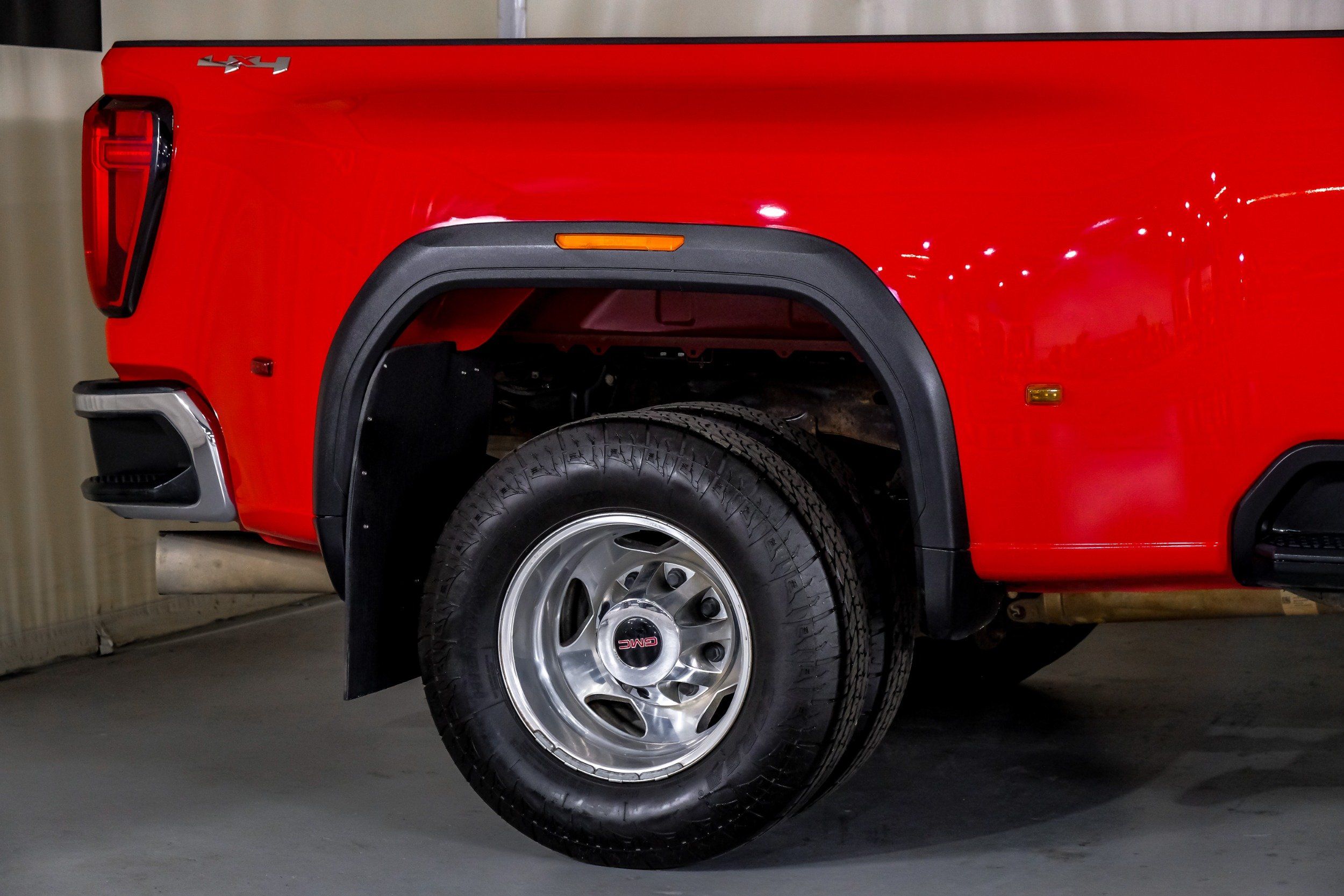 2020 Gmc Sierra SLT photo 3