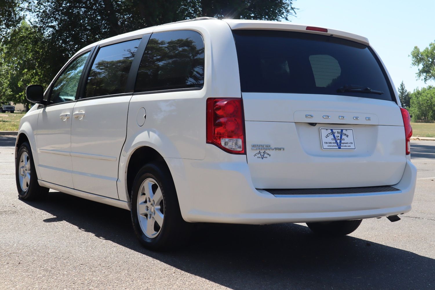 2012 Dodge Grand Caravan SXT | Victory Motors of Colorado