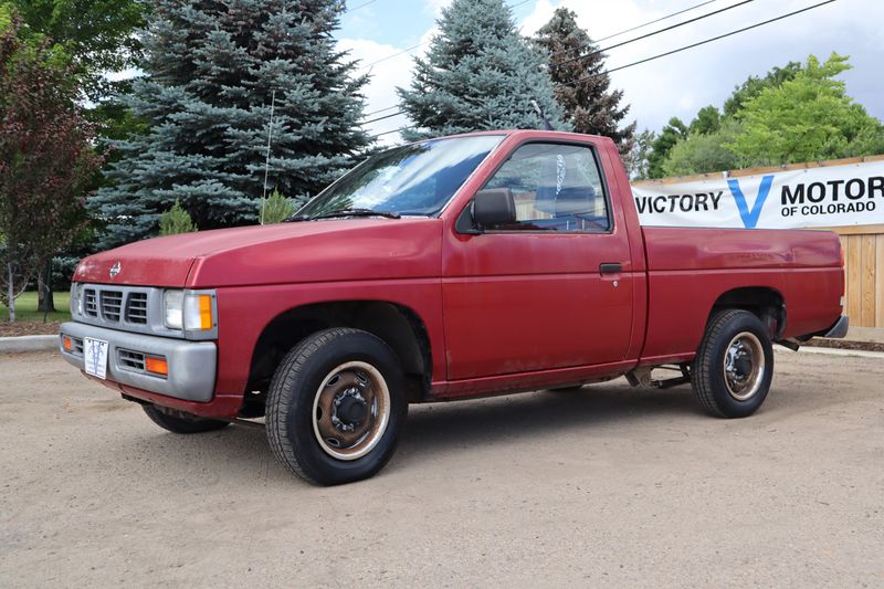 1993 Nissan Truck Photos